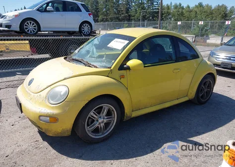 2002 Volkswagen New Beetle Gl z USA, uszkodzony, nr VIN 3VWBK21C62M428272